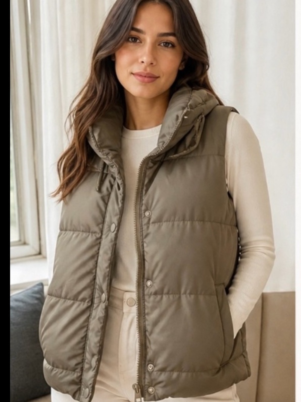 Zara Hooded Puffer Vest Olive Green Sleeveless Jacket Size Small

⸻